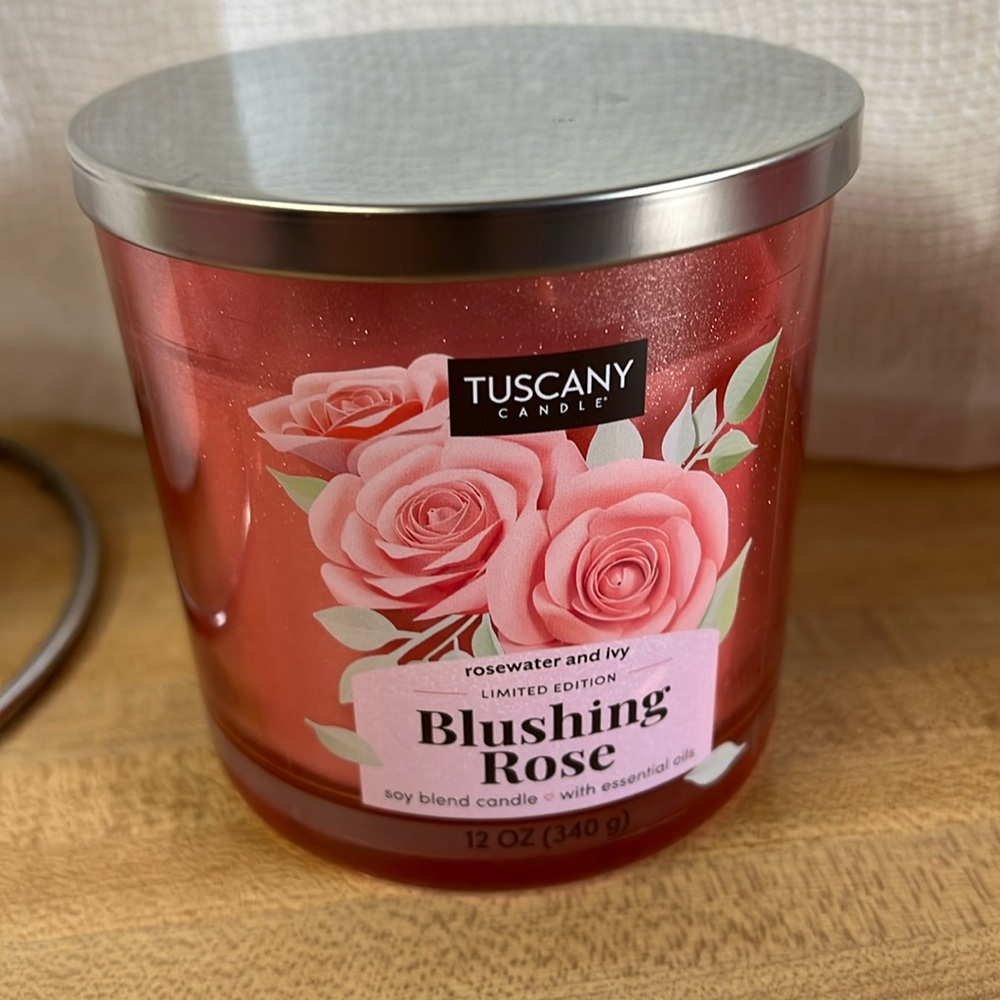 New Blushing Rose Tuscany Candle